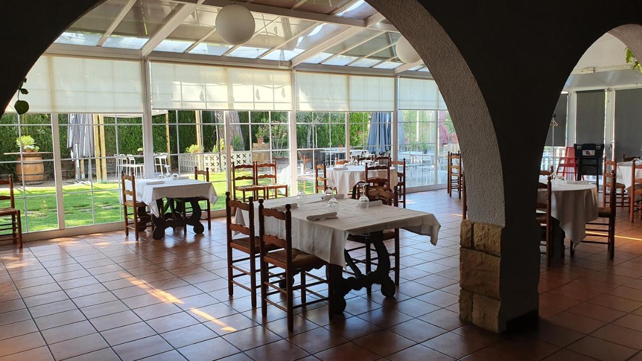 Hotel Restaurant El Bosc Banyeres del Penedes Dış mekan fotoğraf