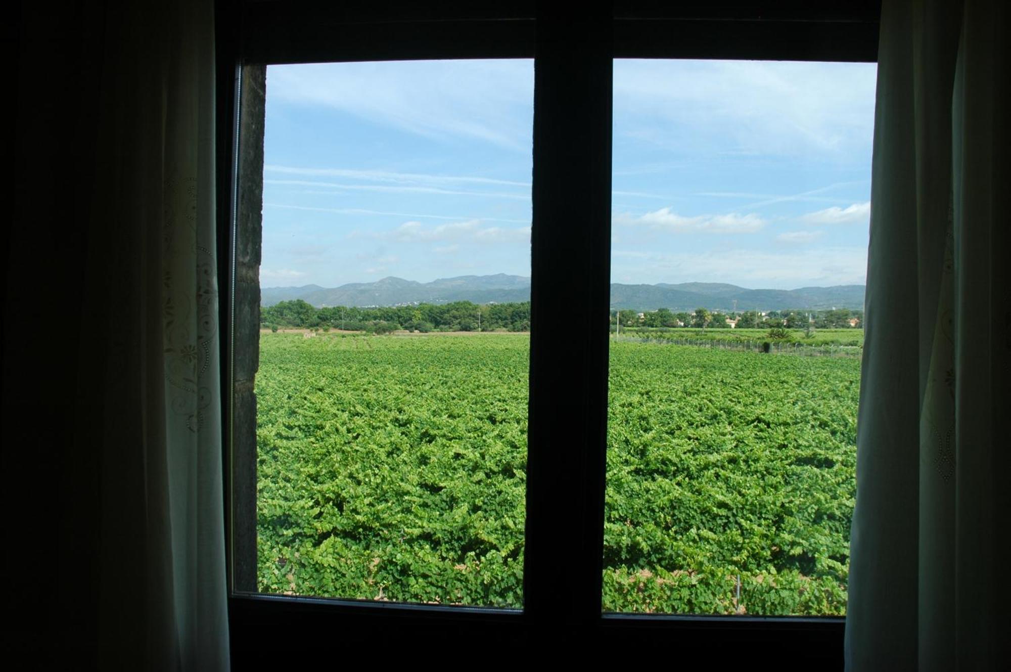 Hotel Restaurant El Bosc Banyeres del Penedes Dış mekan fotoğraf