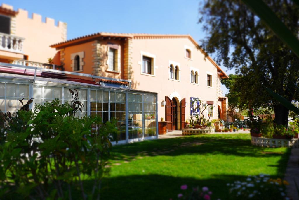 Hotel Restaurant El Bosc Banyeres del Penedes Dış mekan fotoğraf